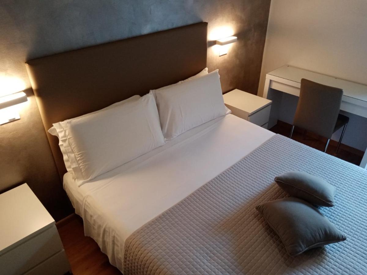 Bed and Breakfast Casa Nataly Торболе Экстерьер фото